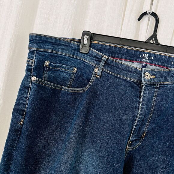 Chaps Men's Straight Leg Relaxed Fit Jeans - Indigo - Picture 2 of 10